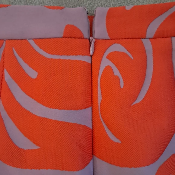 Vibrant Ann Taylor Orange and Nude Patterned Skirt | Size 4 - Picture 5 of 6